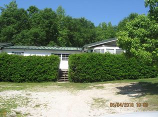 135 Geoffrey Ln, Oxford, GA 30054