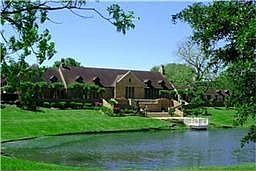 4th image of 4727 Lake Village Dr