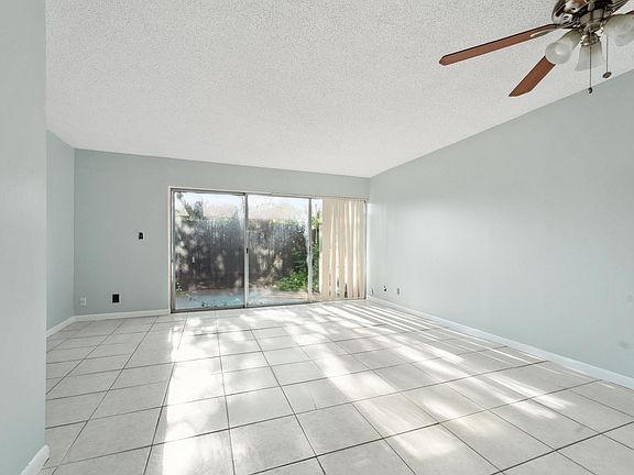 4th image of 3200 NW 5th Terrace