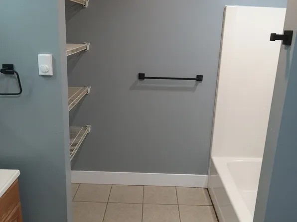 24 N Union St #1, Shenandoah, PA 17976