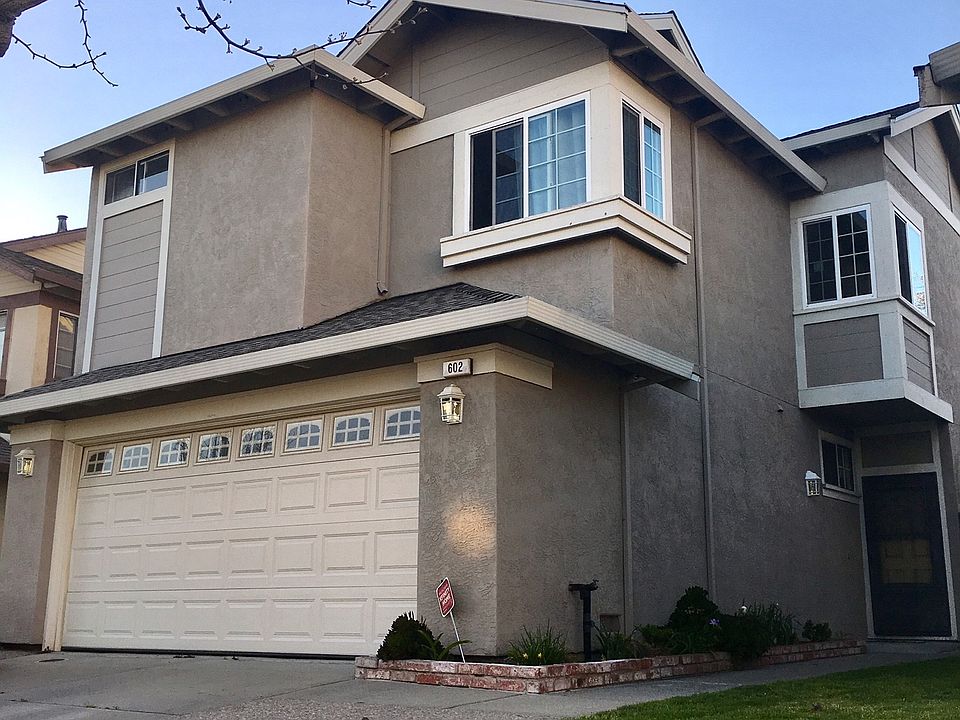1st image of 602 Black Pine Dr