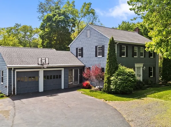 110 North Ave, Weston, MA 02493