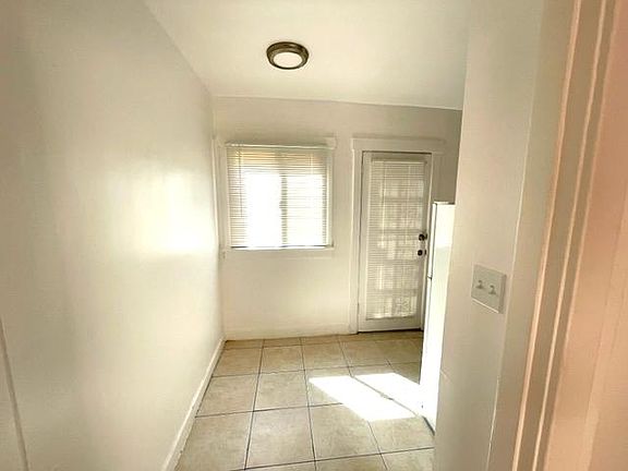 5th image of 4309 S Normandie Ave #A