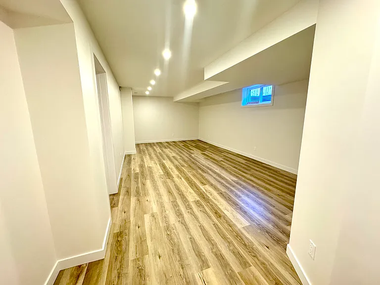 622 Summerhill St #1 — Photo 36