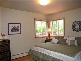 4th image of 3506 Woodland Ave