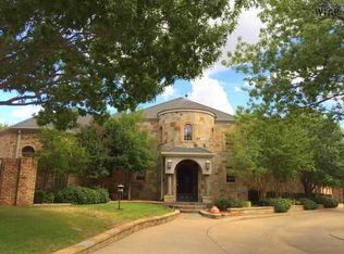 26 Chateau Ct, Wichita Falls, TX 76302