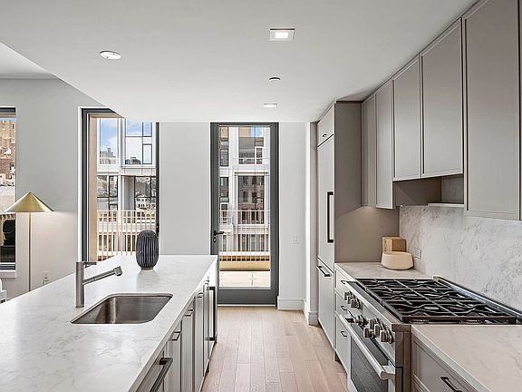 3rd image of 540 6th Ave #10A