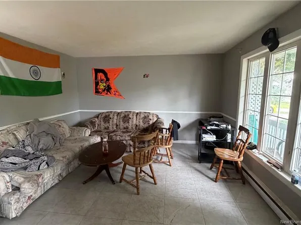 51 Sheffield Ct, Moncton, NB E1G 2J2