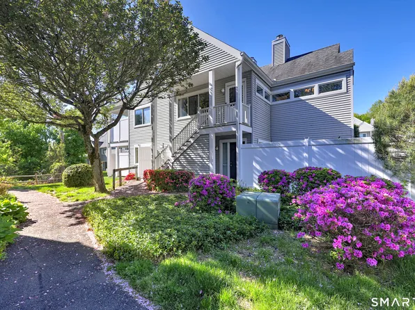 70 Country Place #70, Shelton, CT 06484