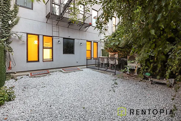 Rented by Rentopia | media 12
