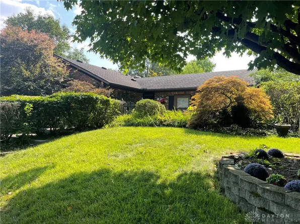 435 Evergreen Dr, Springboro, OH 45066