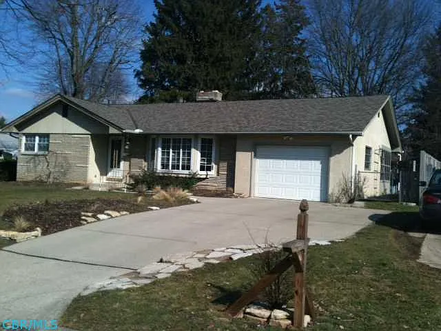 136 Sierra Dr photo 1