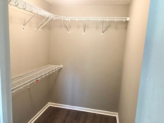 3rd image of 5110 Scarsdale Ave #103