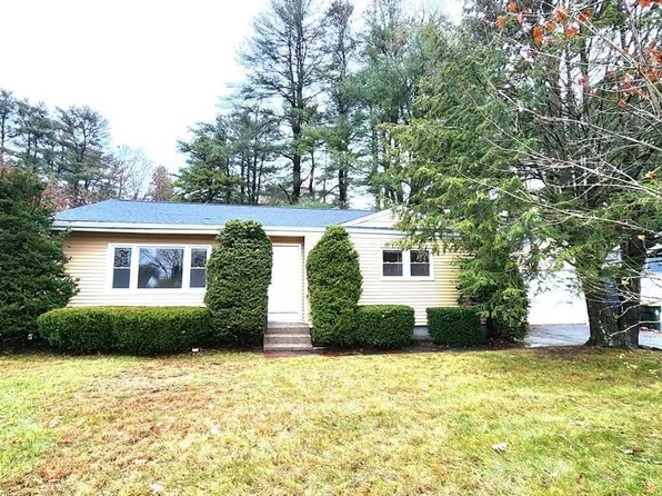 13 Newland Ave, Bellingham, MA 02019