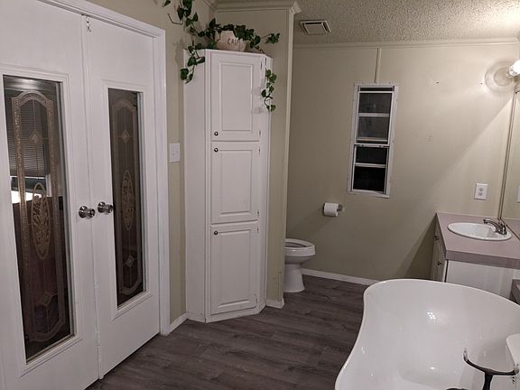5th image of 1 Richardson Dr