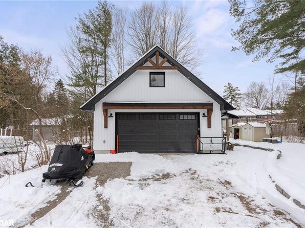 731 Pinegrove Ave, Innisfil, ON L9S 2K3