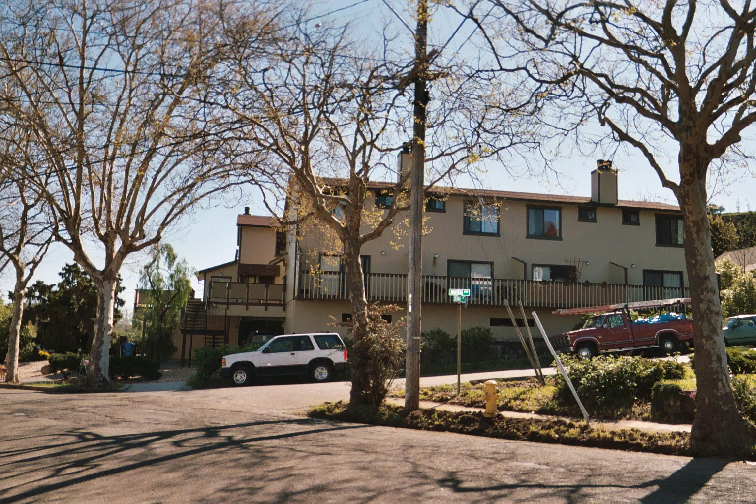 2 bed, 850 sqft, $2,650 — Photo 3