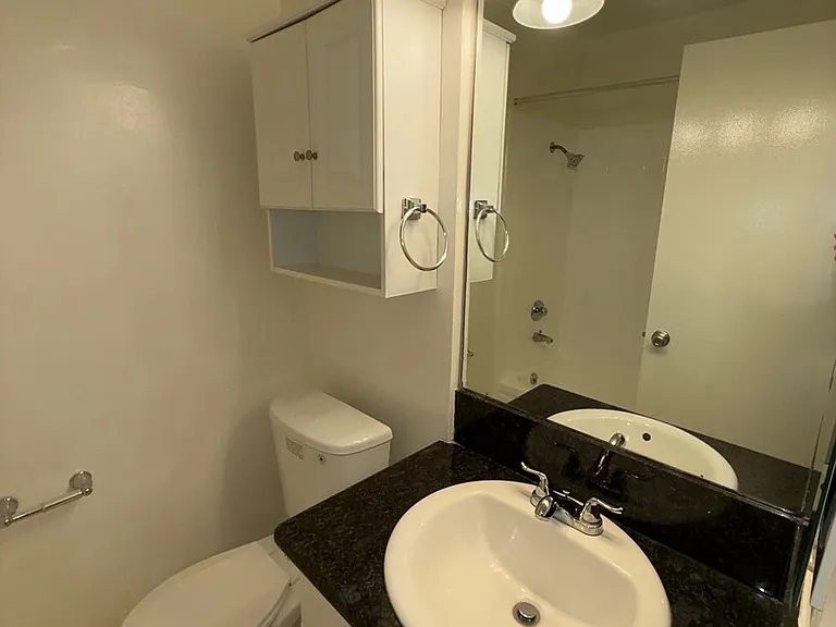 10760 Rose Ave. — Photo 17