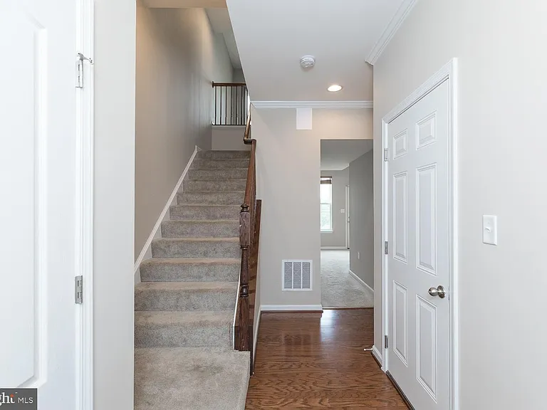 227 Schramm Loop — Photo 48
