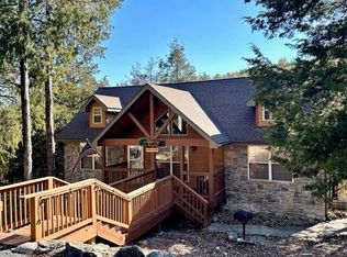 426 Baldknobber Dr, Branson West, MO 65737
