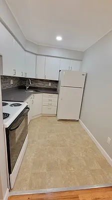 Rented by Avanguard Realty Corp | media 1
