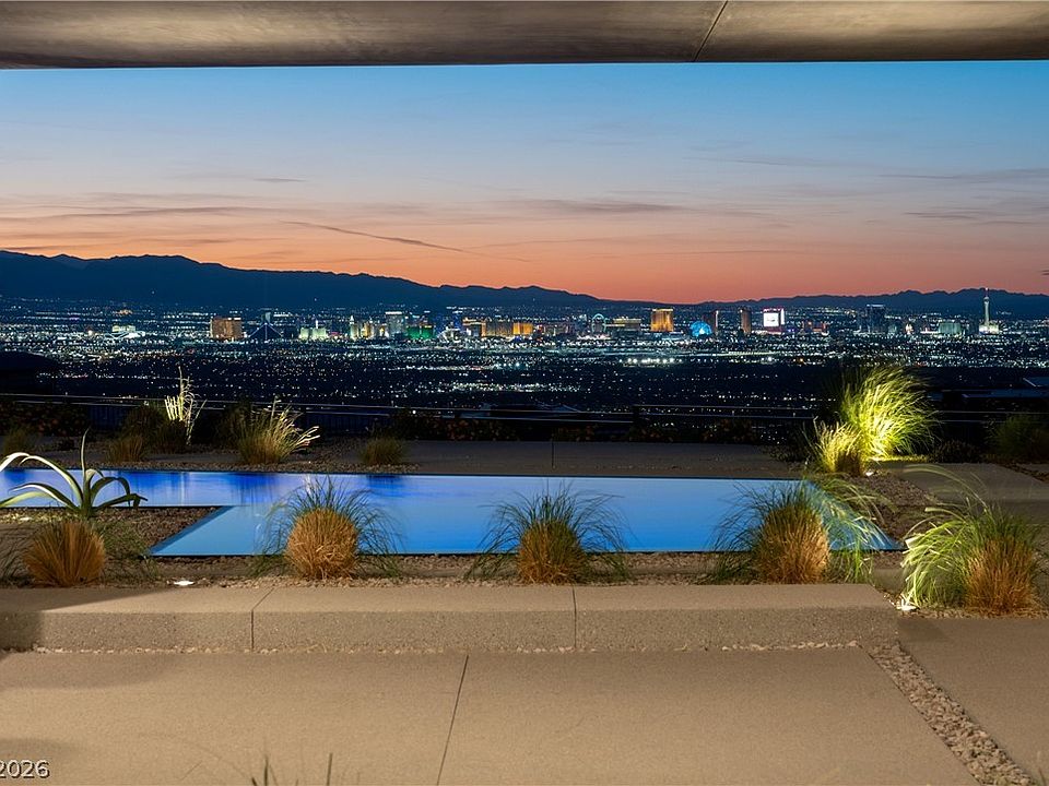8 Chisel Crest Ct, Henderson, NV 89012 | MLS #2784019 | Zillow
