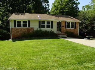 2607 David Caldwell Dr, Greensboro, NC 27408