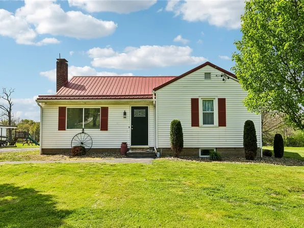 2017 Eastbrook Rd, New Castle, PA 16101