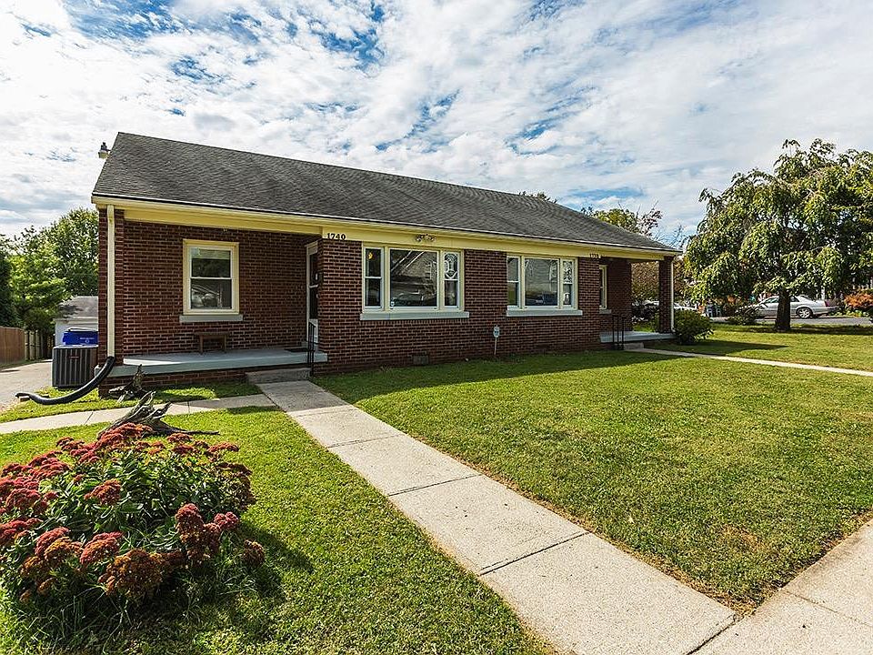 1st image of 1738 Courtney Ave #1740