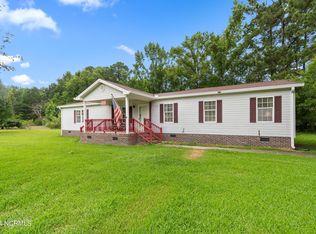 2006 Oak Ln NW, Ash, NC 28420