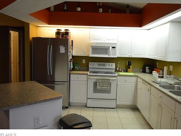 2nd image of 1318 NW 7th Ave