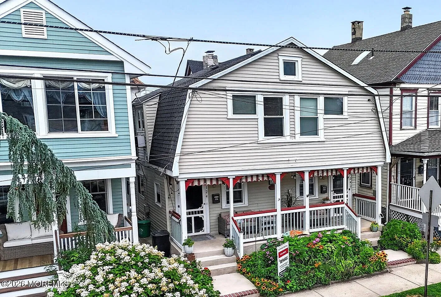 2 bed, $2,400 — Photo 1