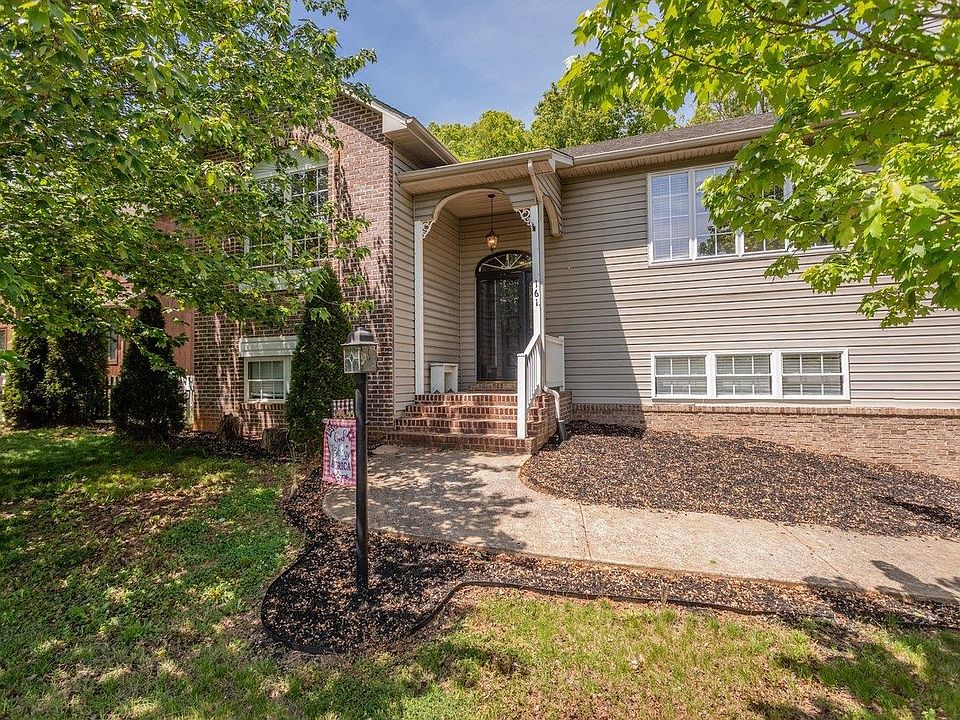 1st image of 161 Sweetgum St