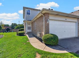 5229 Mint Julip Dr, Alsip, IL 60803