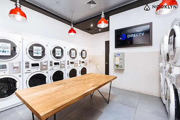 Rented by Nooklyn NYC LLC | media 193