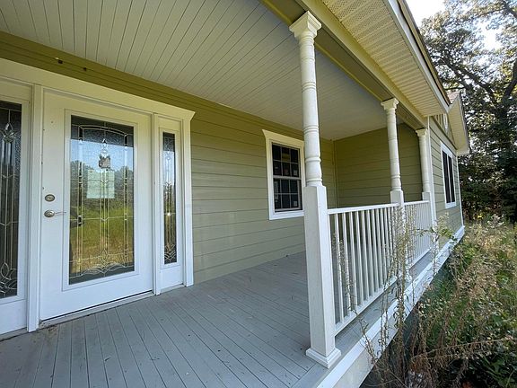 3rd image of 243 Bridalwreath Dr