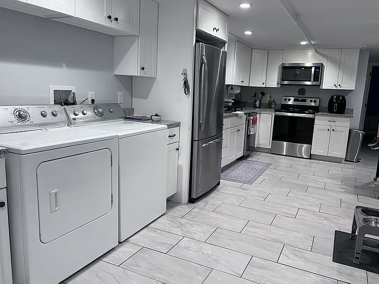 7 Olympia Ave #B — Photo 7
