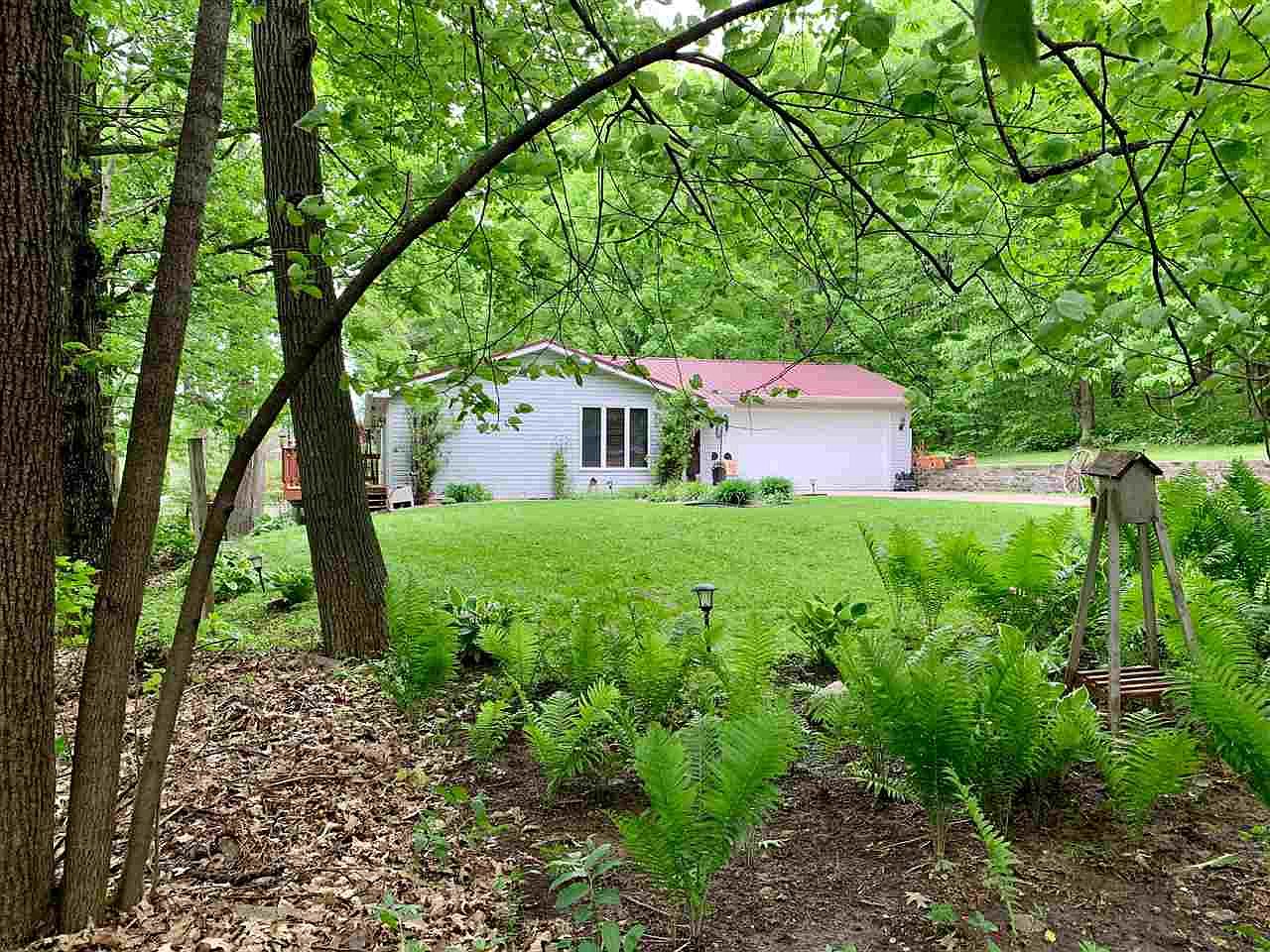 460 N Crest St, Hortonville, WI 54944 Zillow