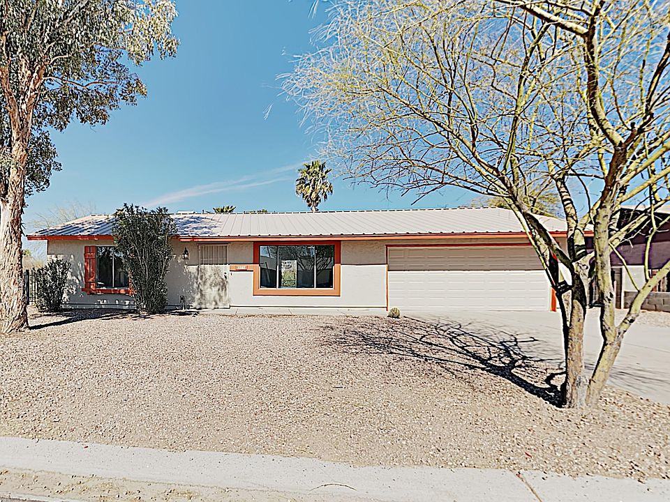 1st image of 1082 W Calle Tuberia