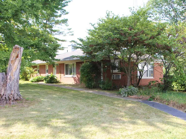 1144 W State Road 252, Trafalgar, IN 46181