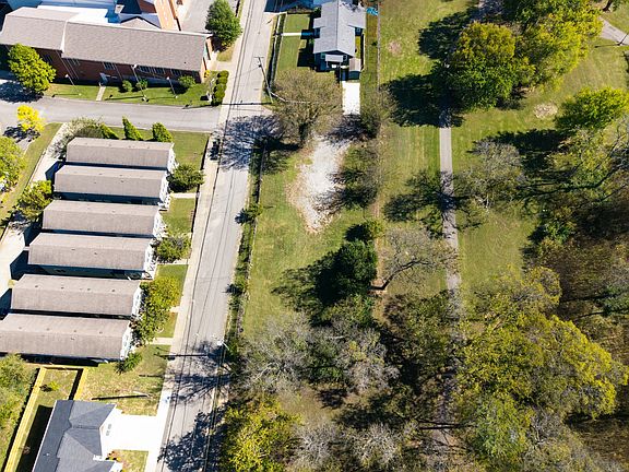 3rd image of 1510 Ann St Lot 1