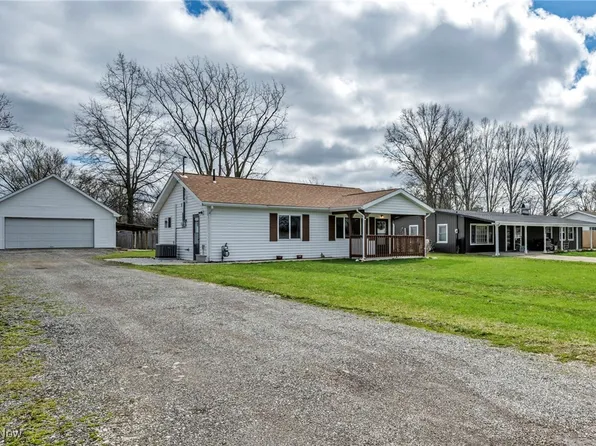 12435 Avalon Dr, Grafton, OH 44044