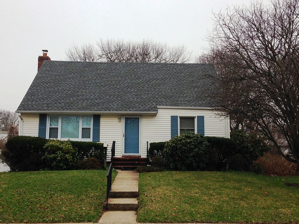 1st image of 1377 Circle Dr E
