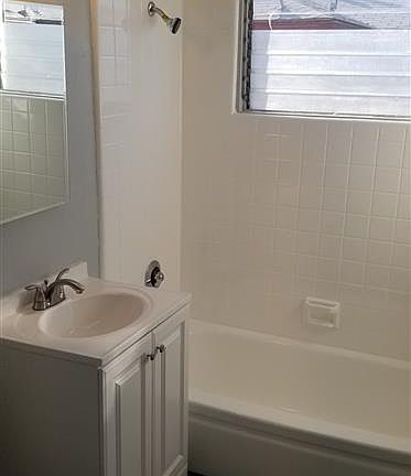 4th image of 10121 Woodworth Ave APT 6