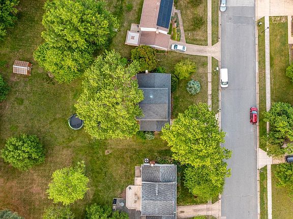 4th image of 6504 Walker Branch Dr
