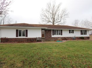 14901 Autumn Rd, Heyworth, IL 61745