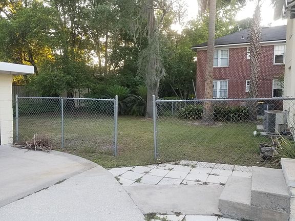 4th image of 1318 McDuff Ave S