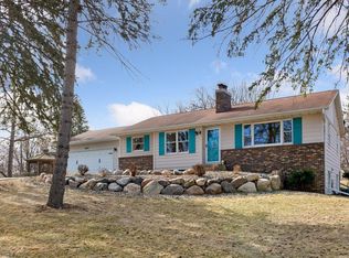 16515 Prospect Pl, Wayzata, MN 55391