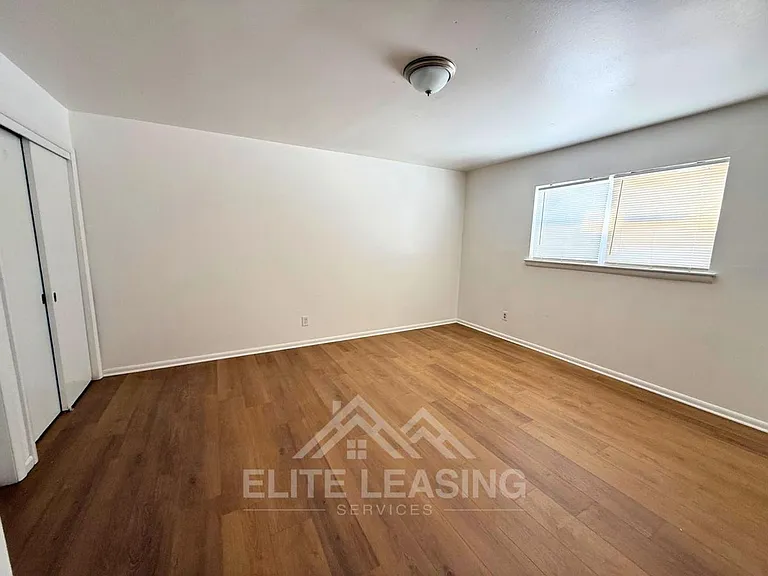1175 SW Woodhull St — Photo 5