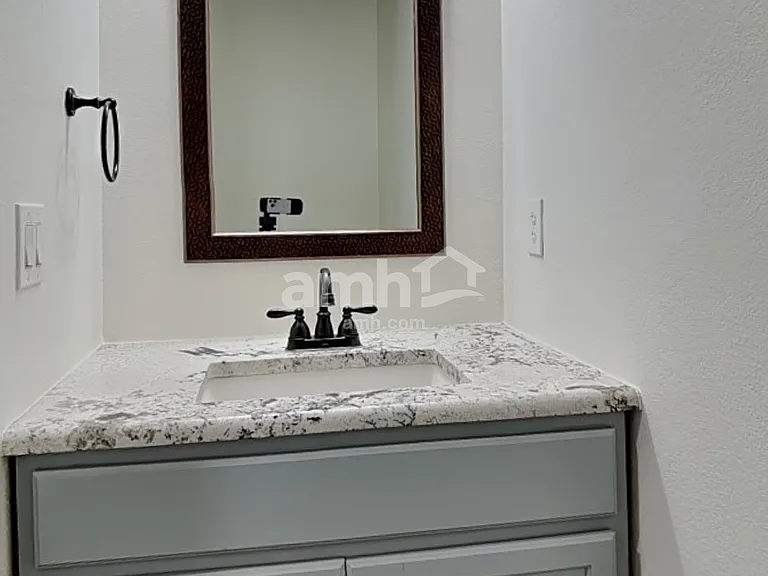 9762 Chambers Dr — Photo 7
